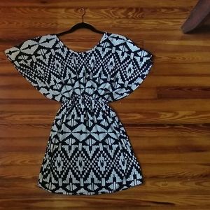 Papaya black and white dress